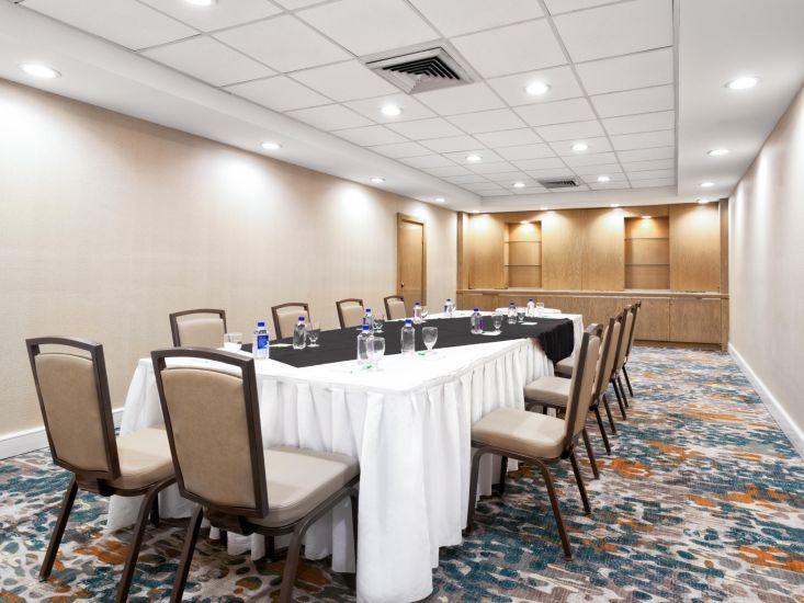 Holiday Inn Miami West - Airport Area By Ihg Hialeah Gardens Eksteriør billede
